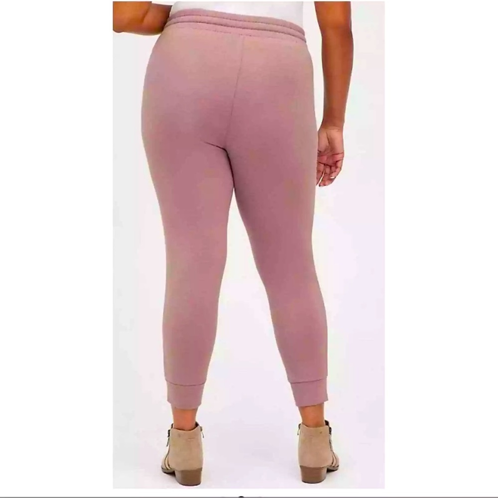 Torrid Sz 2 (18/20) Mauve cozy fleece jogger